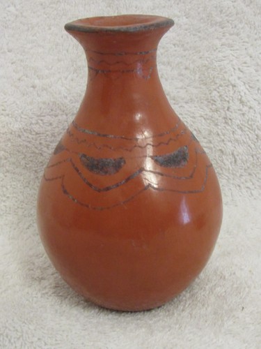 Early maricopa pottery - pottery, vase